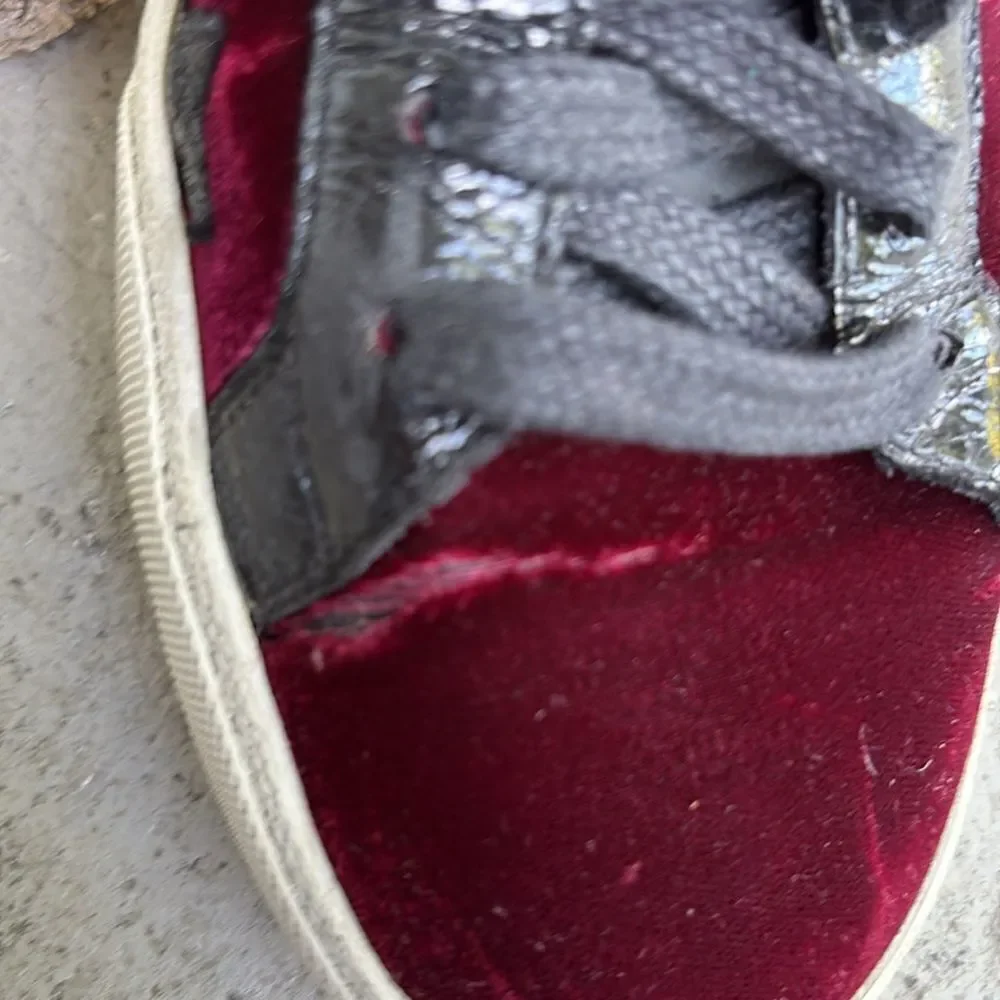 Velvet Saint Laurent sneakers